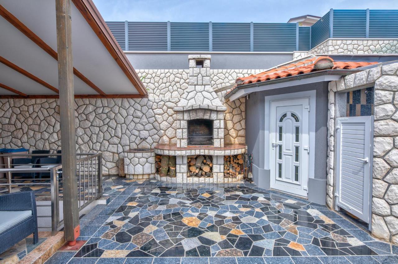Villa Vivien Crikvenica Rum bild