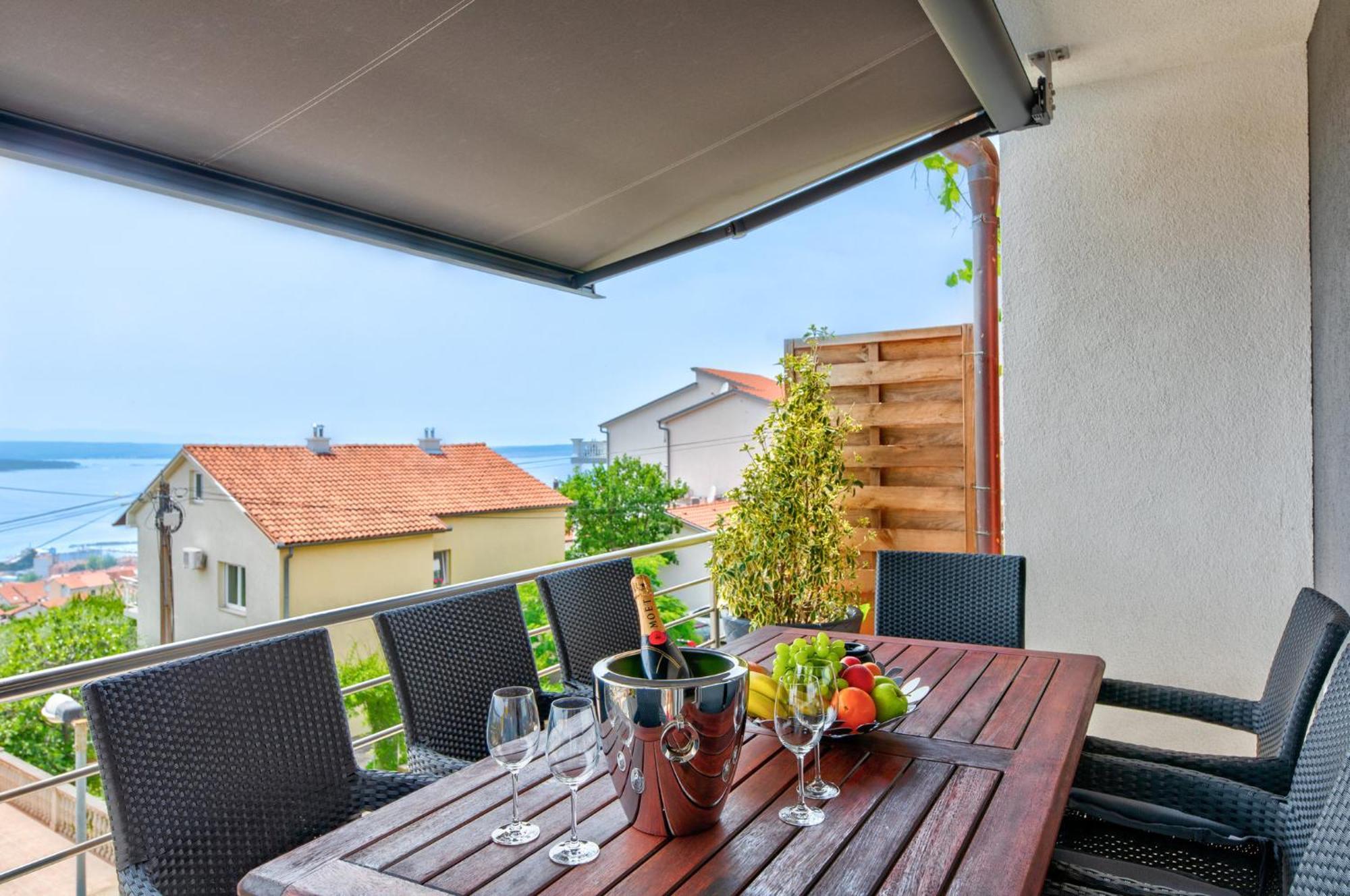 Villa Vivien Crikvenica Rum bild