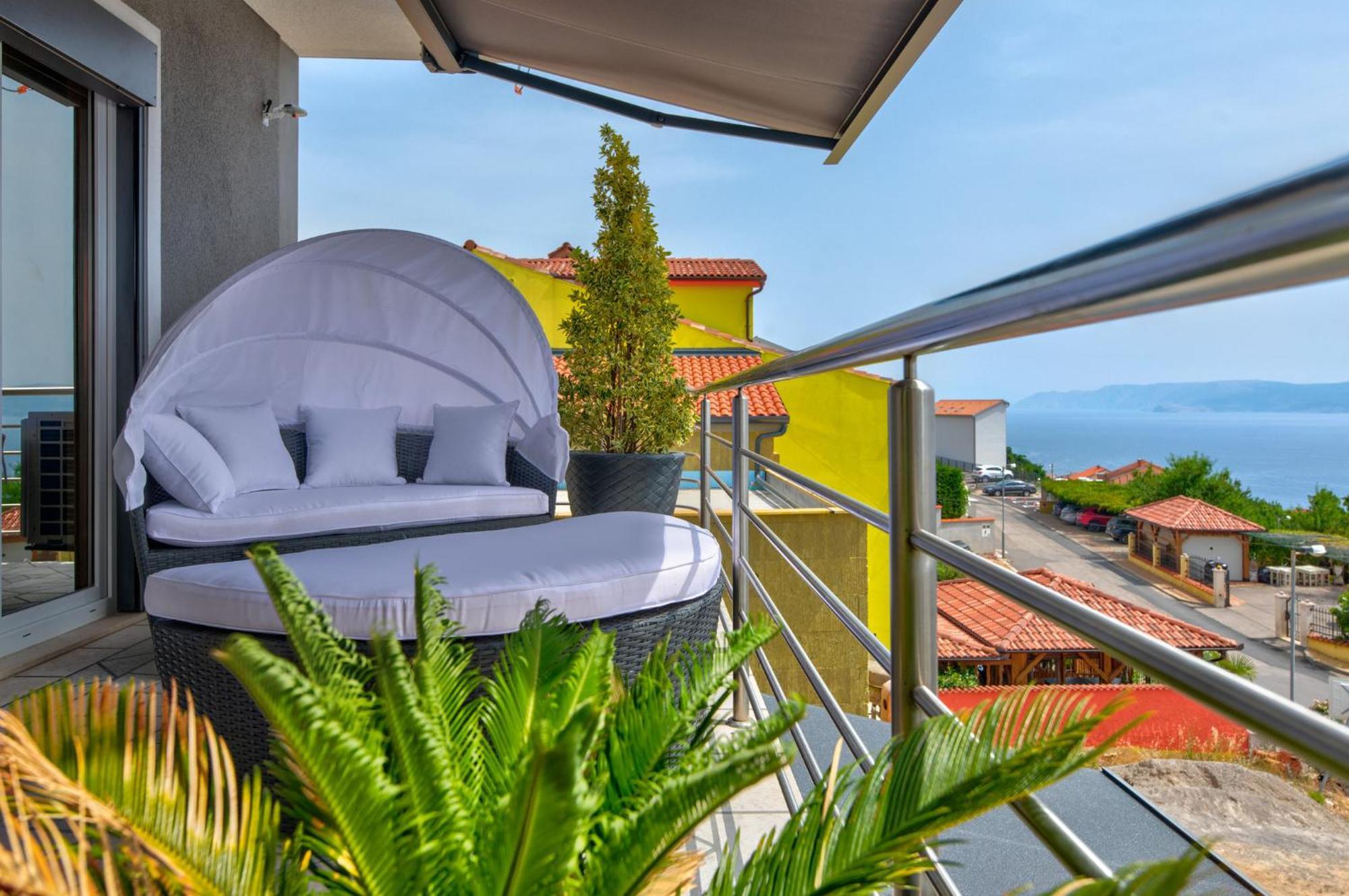 Villa Vivien Crikvenica Exteriör bild