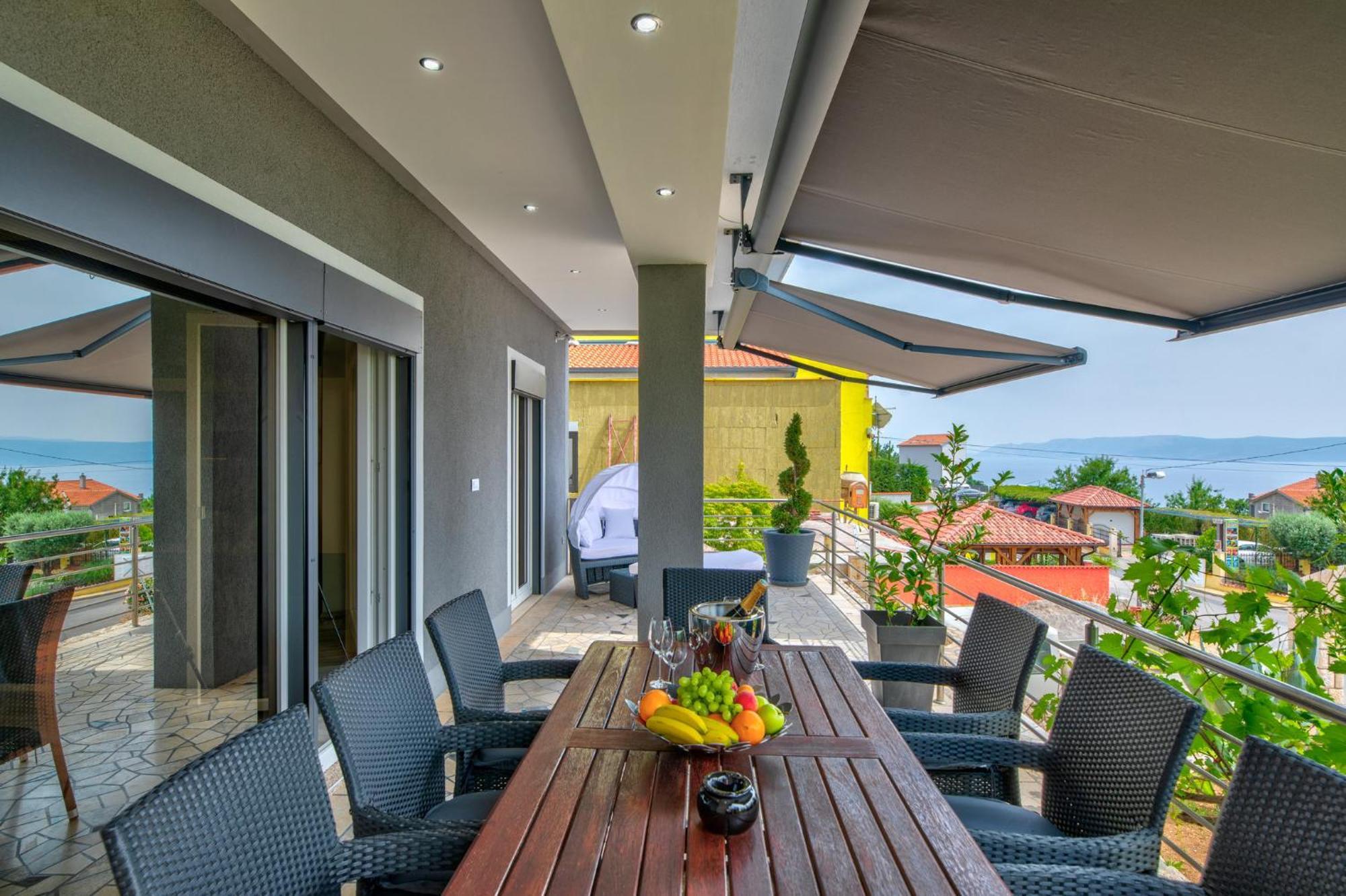 Villa Vivien Crikvenica Exteriör bild