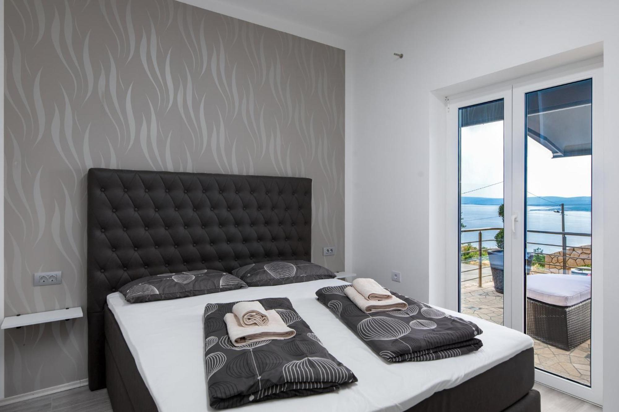 Villa Vivien Crikvenica Exteriör bild