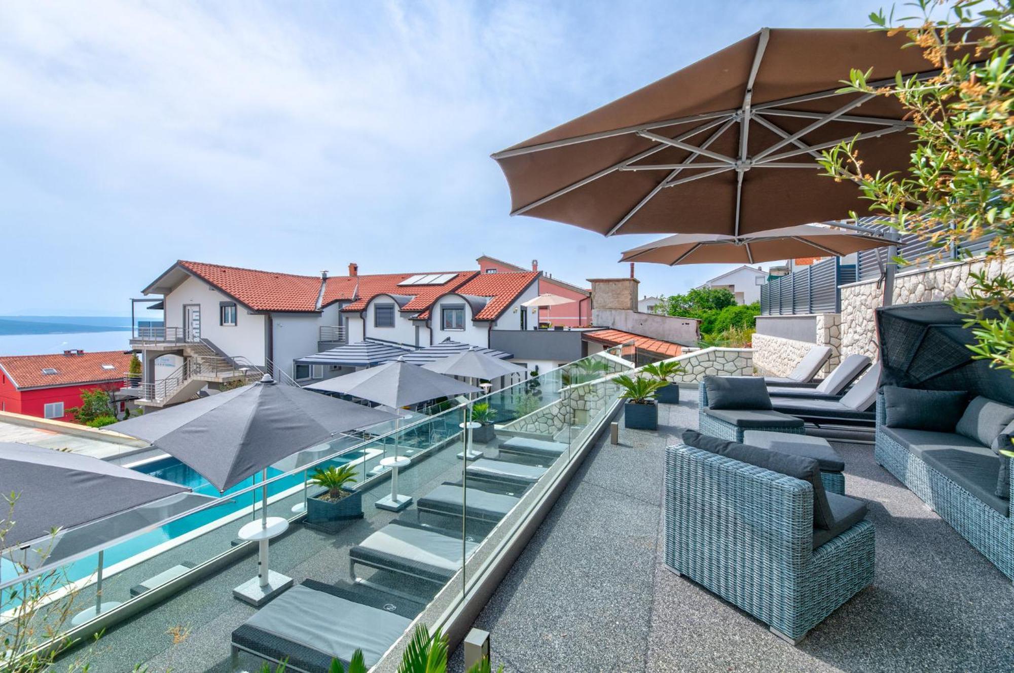 Villa Vivien Crikvenica Exteriör bild