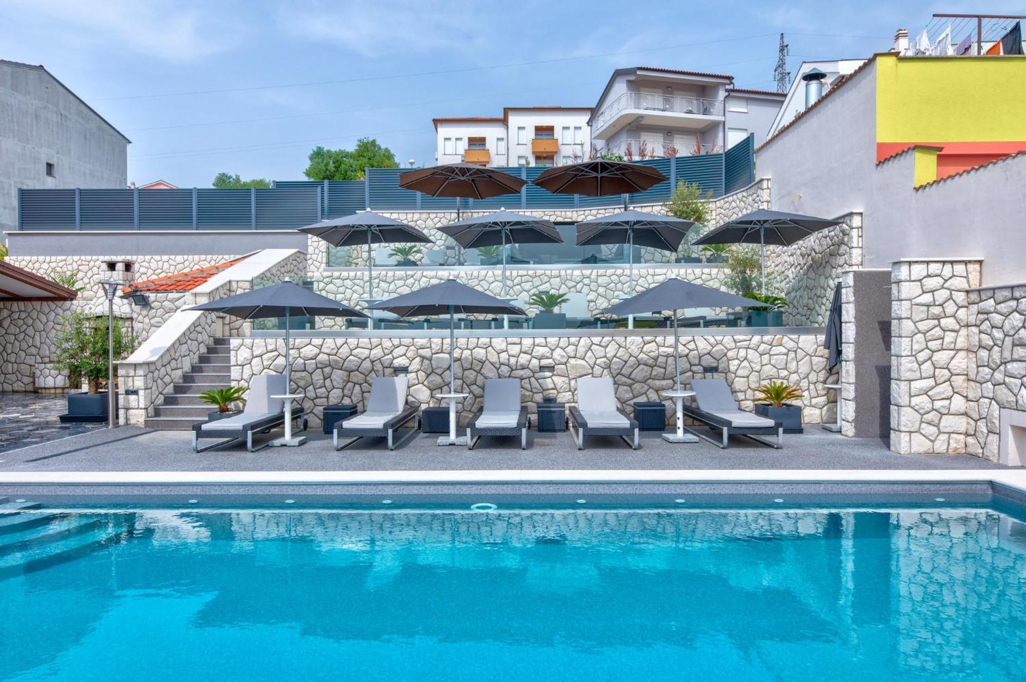 Villa Vivien Crikvenica Exteriör bild